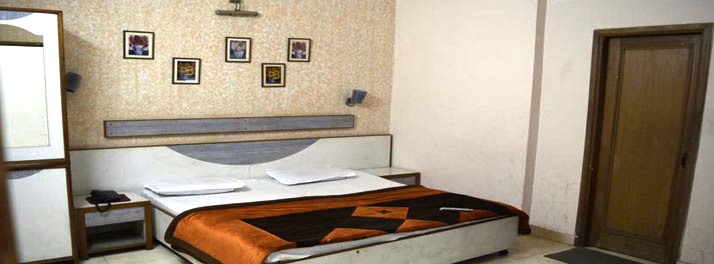 1292/Hotel Queensland - Amritsar 06.jpg